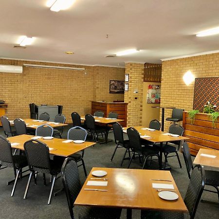 Ararat Colonial Lodge Motel Bagian luar foto